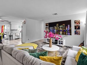 315 S 57th Ave, Hollywood FL 33023
