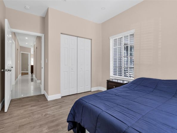 1245 SW 48th Ter, Deerfield Beach FL 33442