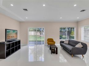 1245 SW 48th Ter, Deerfield Beach FL 33442