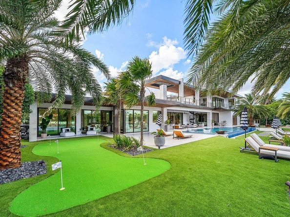 4460 NE 31st Avenue, Lighthouse Point FL 33064