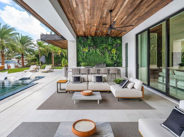 4460 NE 31st Avenue, Lighthouse Point FL 33064