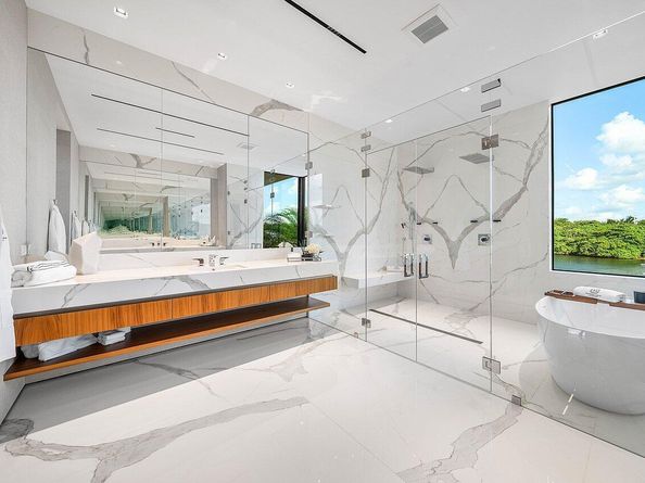 4460 NE 31st Avenue, Lighthouse Point FL 33064