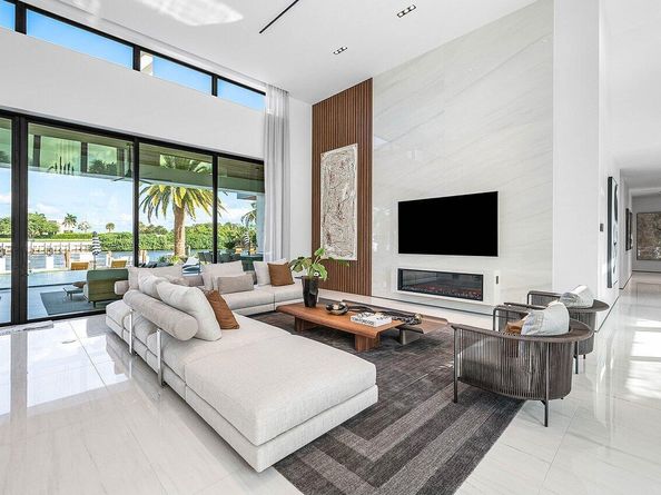 4460 NE 31st Avenue, Lighthouse Point FL 33064