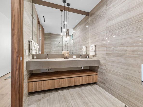 4460 NE 31st Avenue, Lighthouse Point FL 33064