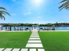 4460 NE 31st Avenue, Lighthouse Point FL 33064