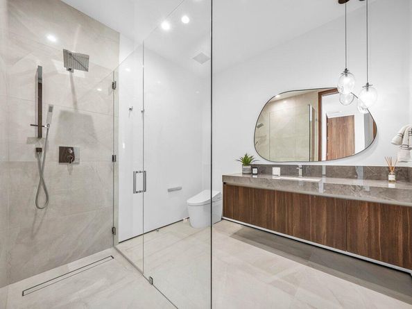 4460 NE 31st Avenue, Lighthouse Point FL 33064