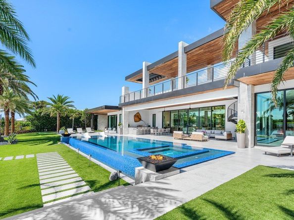 4460 NE 31st Avenue, Lighthouse Point FL 33064