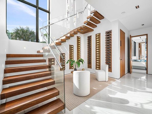 4460 NE 31st Avenue, Lighthouse Point FL 33064