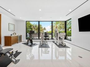 4460 NE 31st Avenue, Lighthouse Point FL 33064