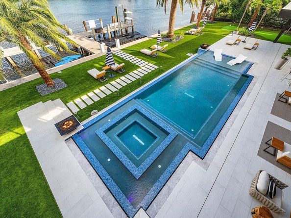 4460 NE 31st Avenue, Lighthouse Point FL 33064