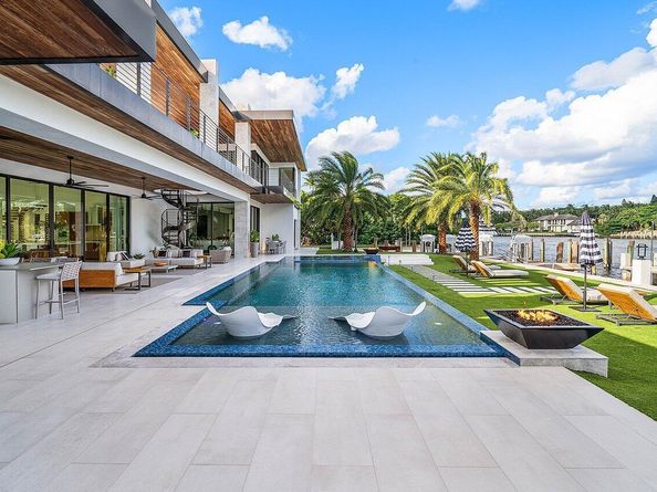 4460 NE 31st Avenue, Lighthouse Point FL 33064