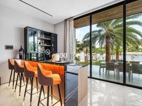 4460 NE 31st Avenue, Lighthouse Point FL 33064