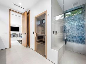 4460 NE 31st Avenue, Lighthouse Point FL 33064