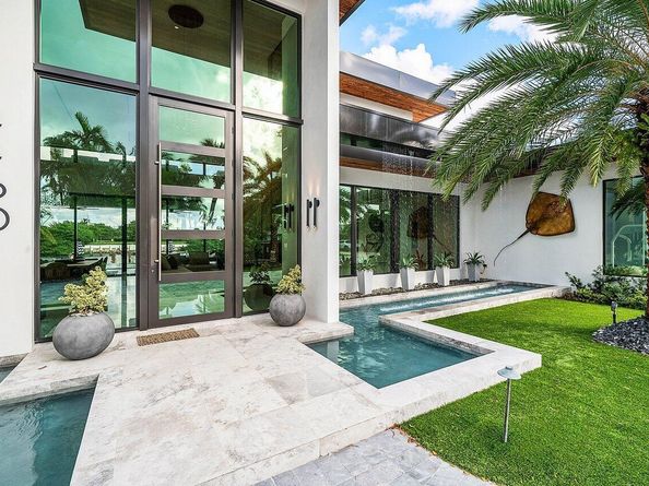 4460 NE 31st Avenue, Lighthouse Point FL 33064