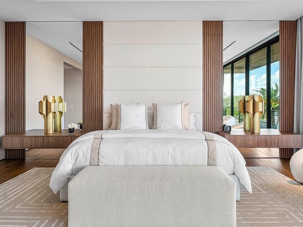 4460 NE 31st Avenue, Lighthouse Point FL 33064