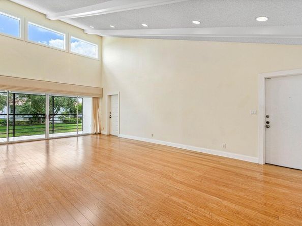 6157 Old Court Road 225, Boca Raton FL 33433