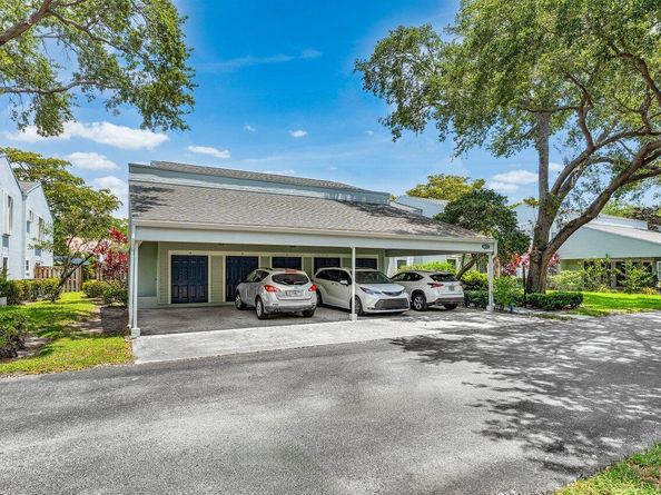 6157 Old Court Road 225, Boca Raton FL 33433