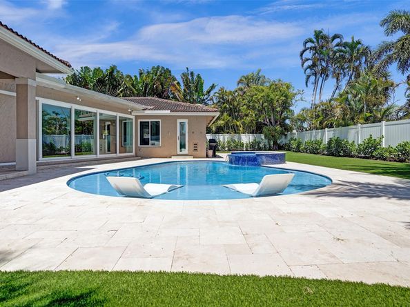 1471 SW 14th St, Boca Raton FL 33486
