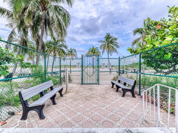 750 N Ocean Blvd 1503, Pompano Beach FL 33062