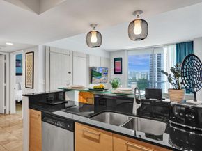 18683 Collins Ave 1404, North Miami Beach FL 33160