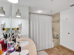 18683 Collins Ave 1404, North Miami Beach FL 33160