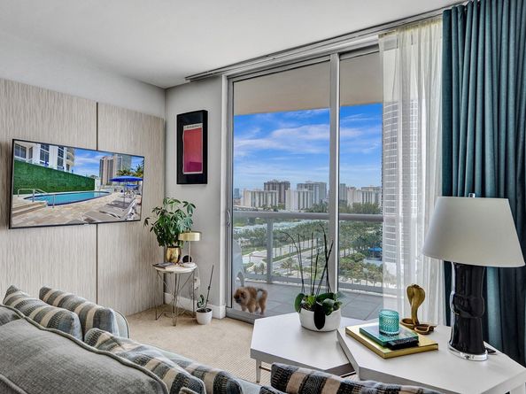 18683 Collins Ave 1404, North Miami Beach FL 33160