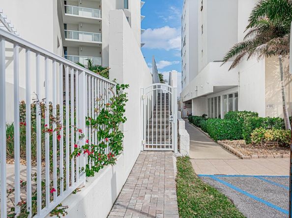 3581 S Ocean Boulevard 7c, South Palm Beach FL 33480