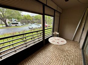 900 Colony Point Cir 121, Pembroke Pines FL 33026