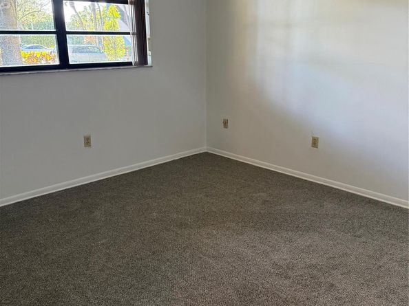 900 Colony Point Cir 121, Pembroke Pines FL 33026