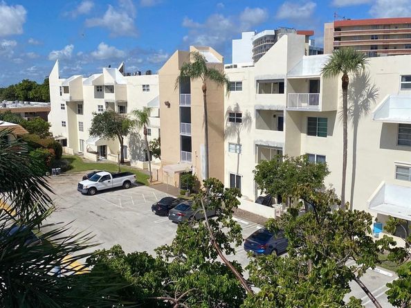 2850 NE 14th Street Cswy 401 B, Pompano Beach FL 33062