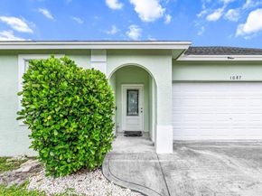 1087 Salmon Isle, Greenacres FL 33413