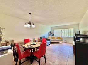 5181 W Oakland Park Boulevard 212, Lauderdale Lakes FL 33313