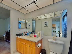 5181 W Oakland Park Boulevard 212, Lauderdale Lakes FL 33313