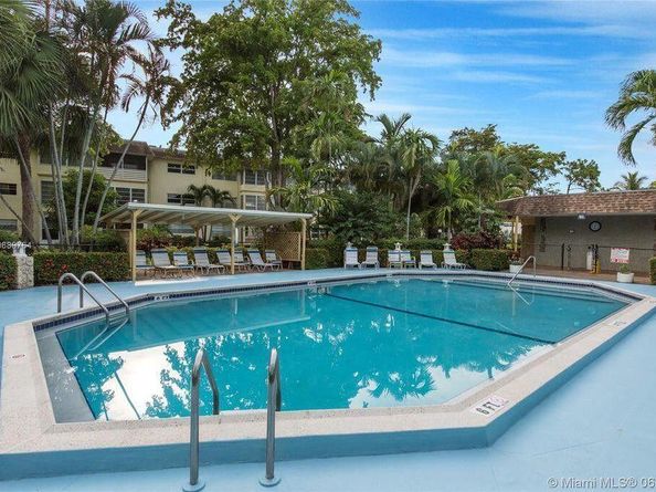 5181 W Oakland Park Boulevard 212, Lauderdale Lakes FL 33313