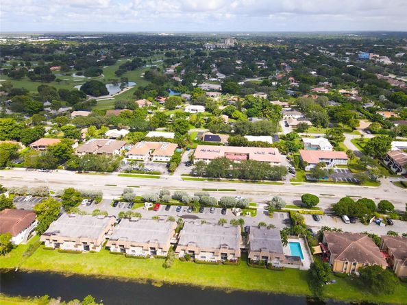 10710 Royal Palm Blvd 22, Coral Springs FL 33065