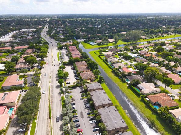 10710 Royal Palm Blvd 22, Coral Springs FL 33065