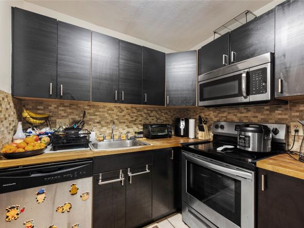 10710 Royal Palm Blvd 22, Coral Springs FL 33065