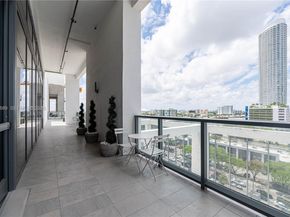 239 SW 9th Street 2103, Miami FL 33130
