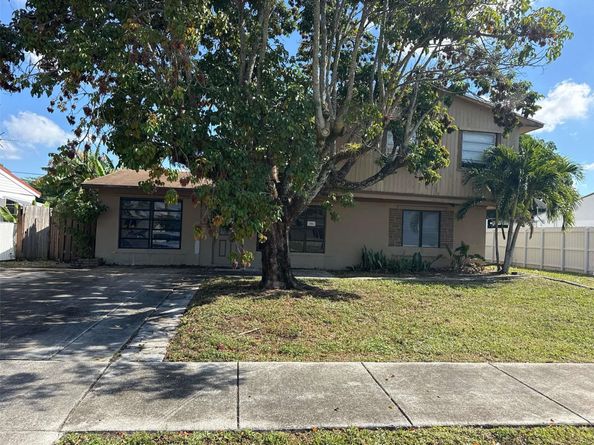 1390 SW 49th Ter, Fort Lauderdale FL 33317