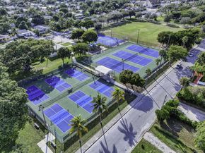 1421 14th Avenue N, Lake Worth Beach FL 33460