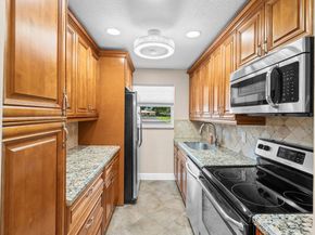 1012 Circle Terrace E A, Delray Beach FL 33445