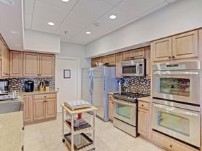 5380 N Ocean Drive 5a, Singer Island FL 33404