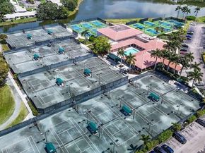 61 N Ironwood Way, Palm Beach Gardens FL 33418