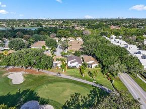 61 N Ironwood Way, Palm Beach Gardens FL 33418