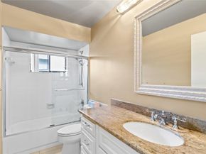 3191 NW 94th Ter, Sunrise FL 33351