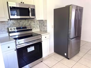 3692 Corrigan Court, Palm Springs FL 33461