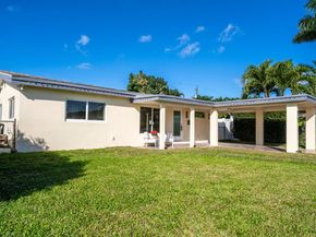 4751 NE 4th Ave, Oakland Park FL 33334