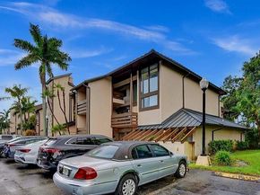101 SW 96th Ter 204, Plantation FL 33324