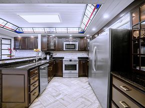 101 SW 96th Ter 204, Plantation FL 33324