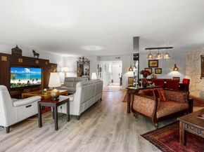 101 SW 96th Ter 204, Plantation FL 33324